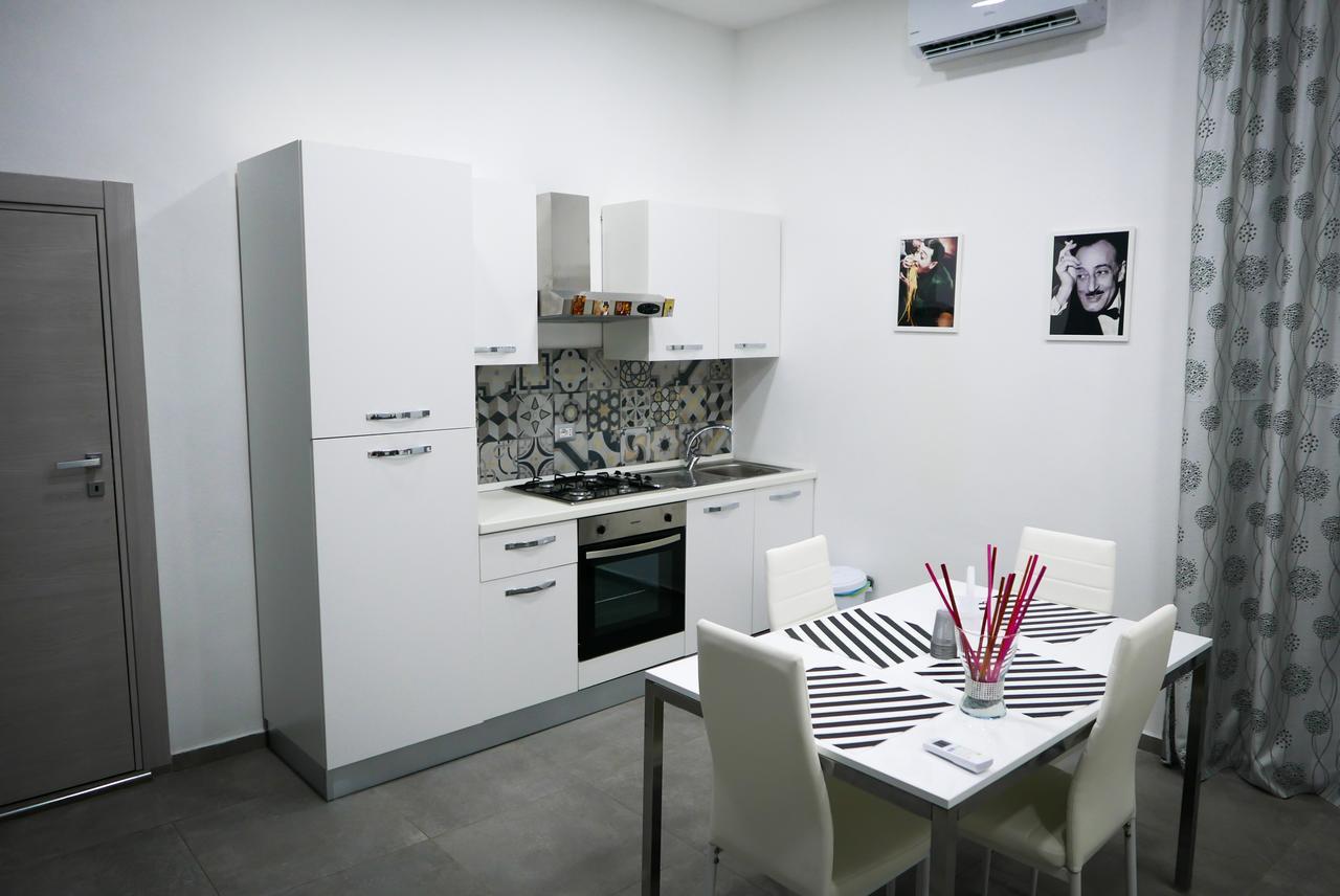 Holiday House Toto Villa เนเปิลส์ ภายนอก รูปภาพ